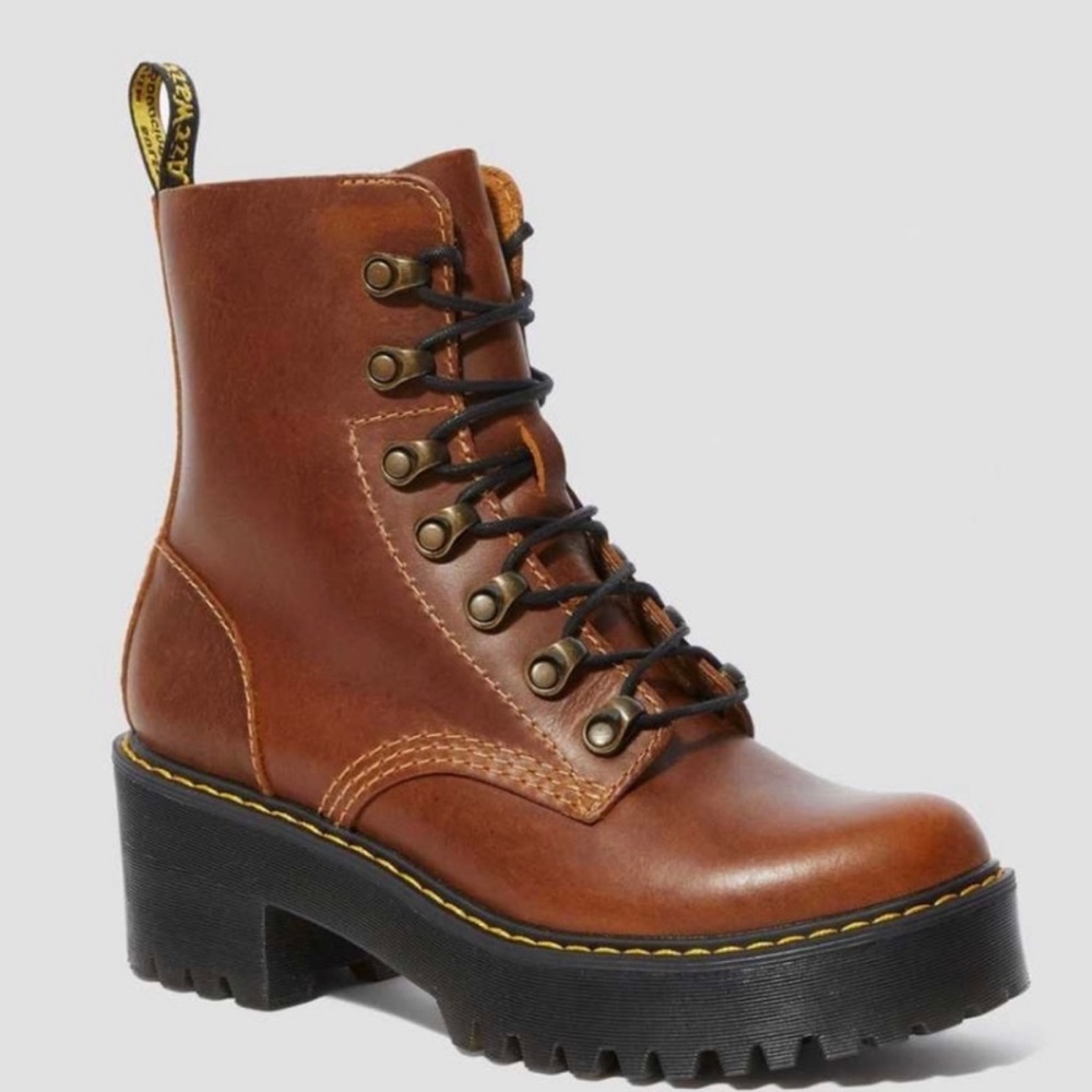 Brand new Dr. Marten Leona in butterscotch